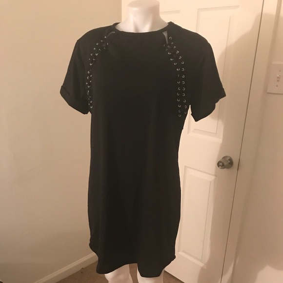 💖Black and silver t-shirt dress from Deb Shops - Picture 1 of 3